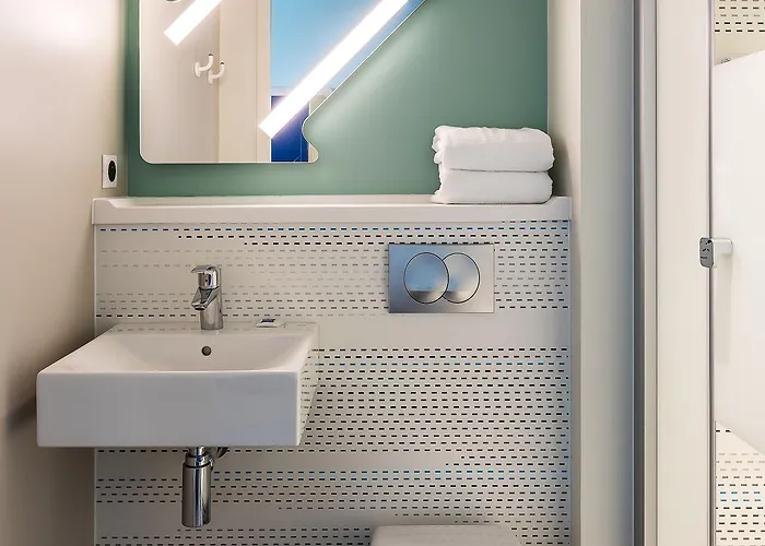 Ibis Budget Paris Hotel 2*